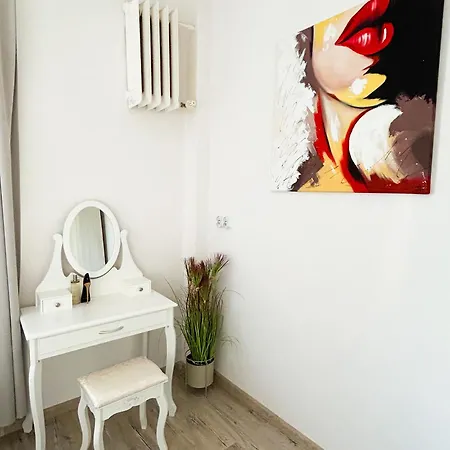 Lumina Cozy Apartment In Lodz Exterior photo