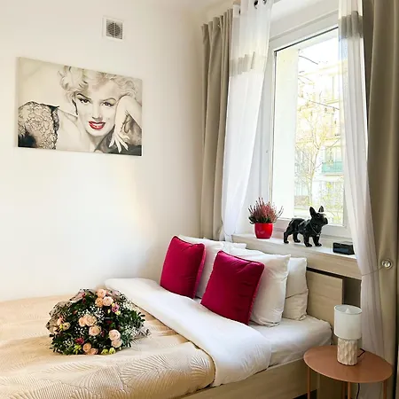 Lumina Cozy Apartment In Lodz Exterior photo